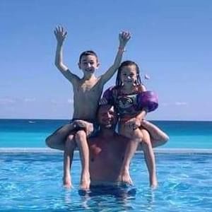 Meet your Posher, Eric